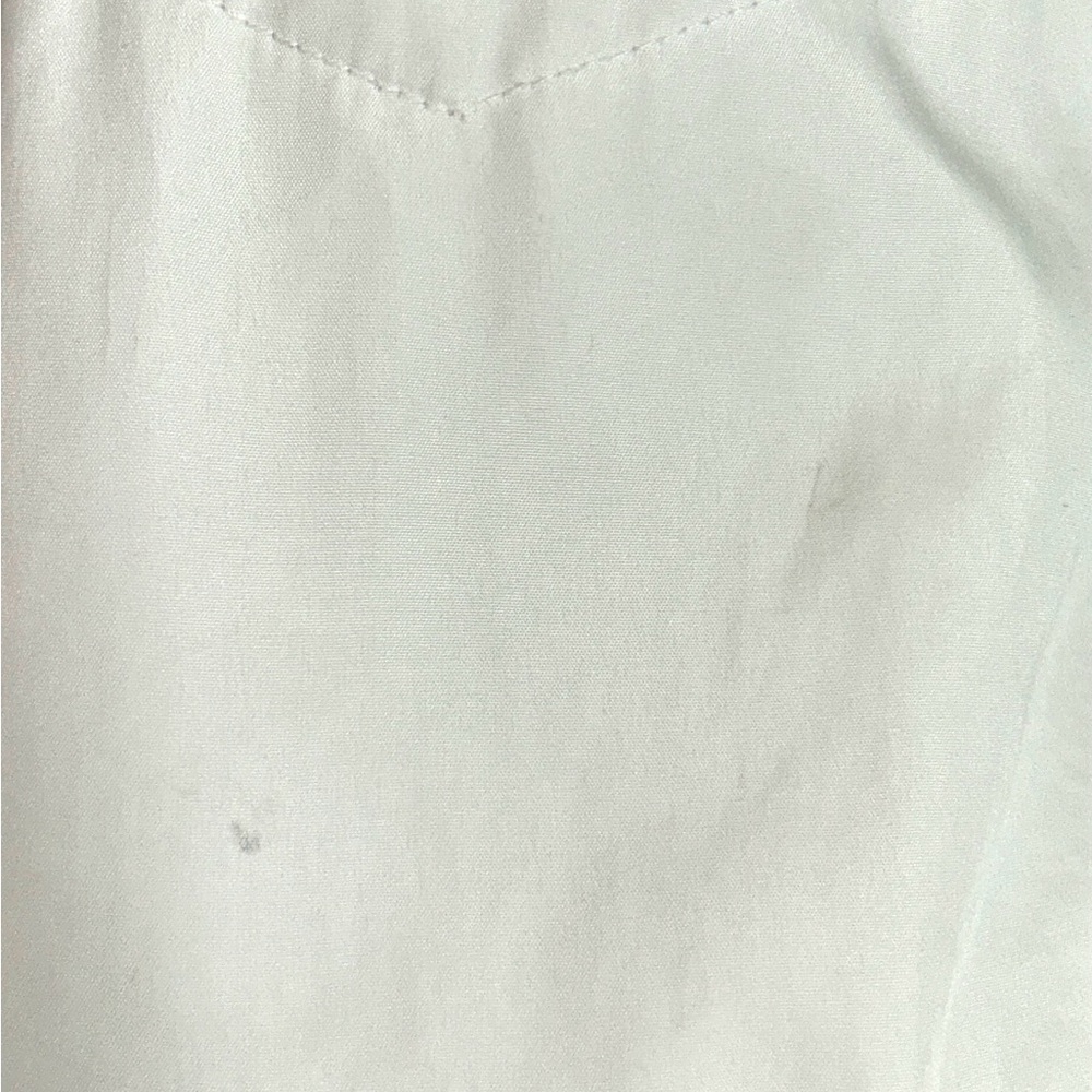 Hooded White Cropped Puffer Jacket with Faux Fur Trim - Picture 9 of 9